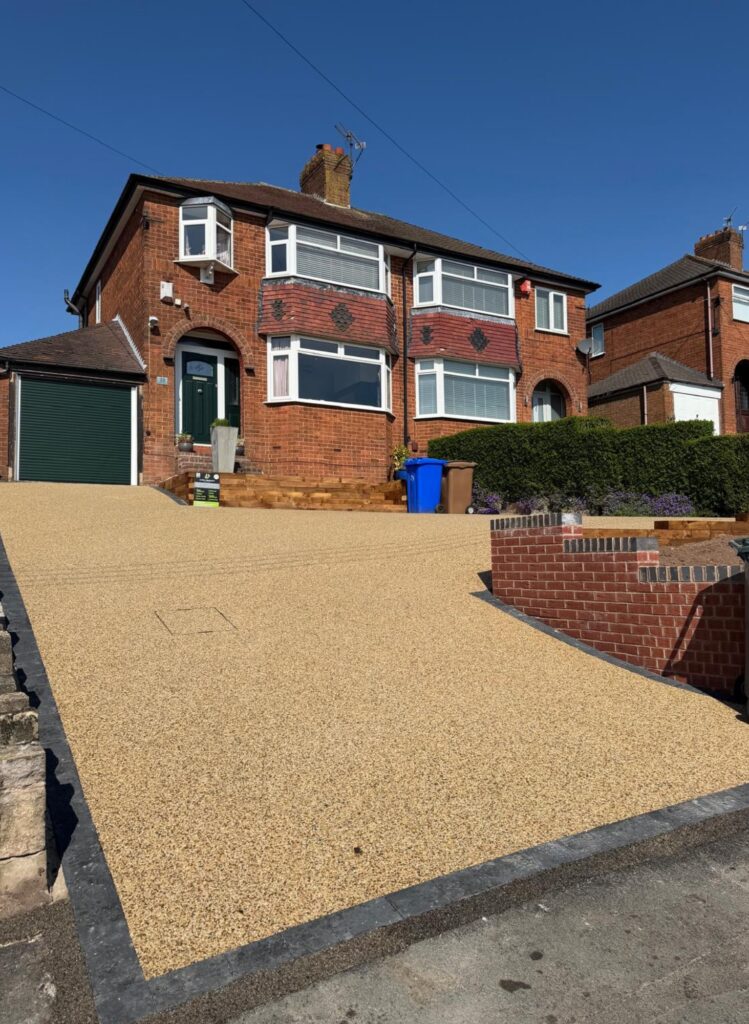 stoke-resin-bound-driveway-install