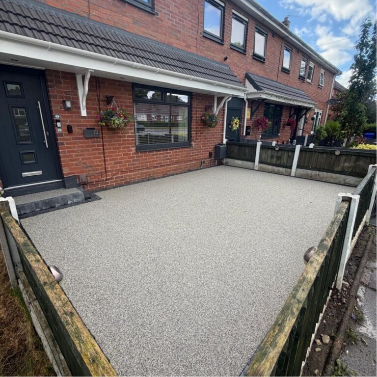 resin-bound-driveway-install-in-barlaston.jpg